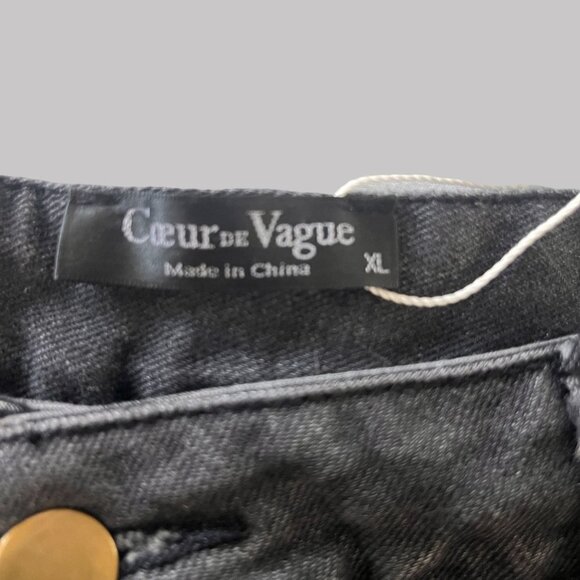 Coeur de‎ Vague Jeans Womens XL Black Distressed Capri Style NWT - Picture 9 of 16